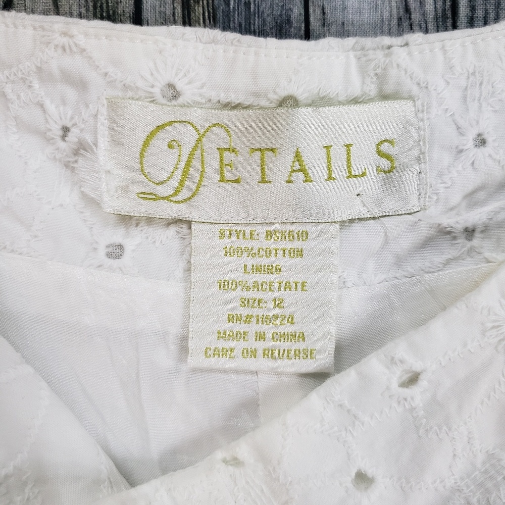 Details white cotton eyelet skirt - Picture 2 of 3